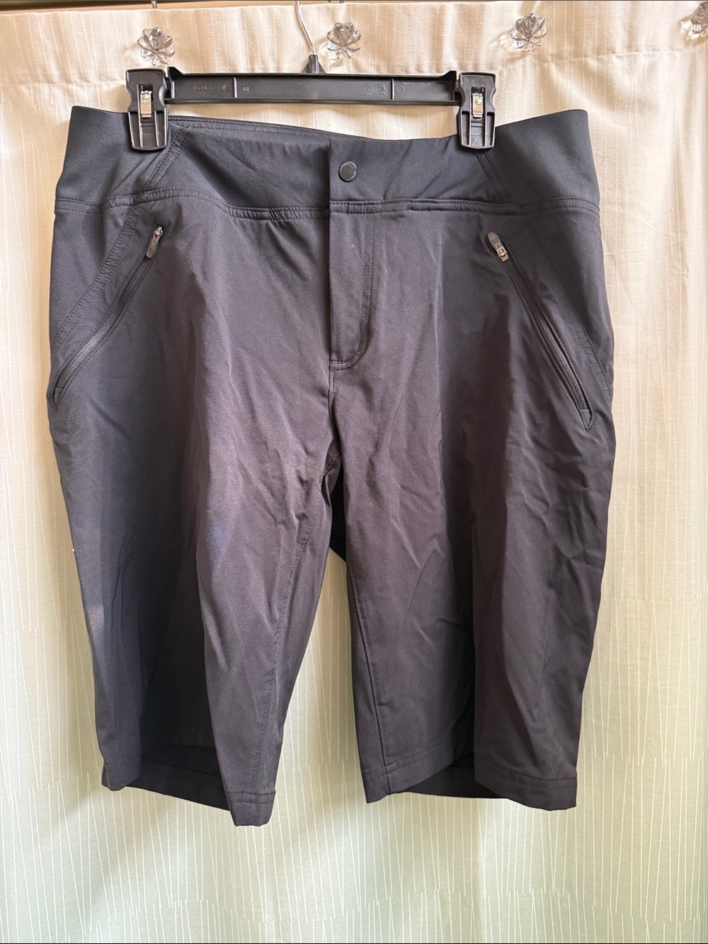 Columbia Black Outdoor Shorts with Snap Waist